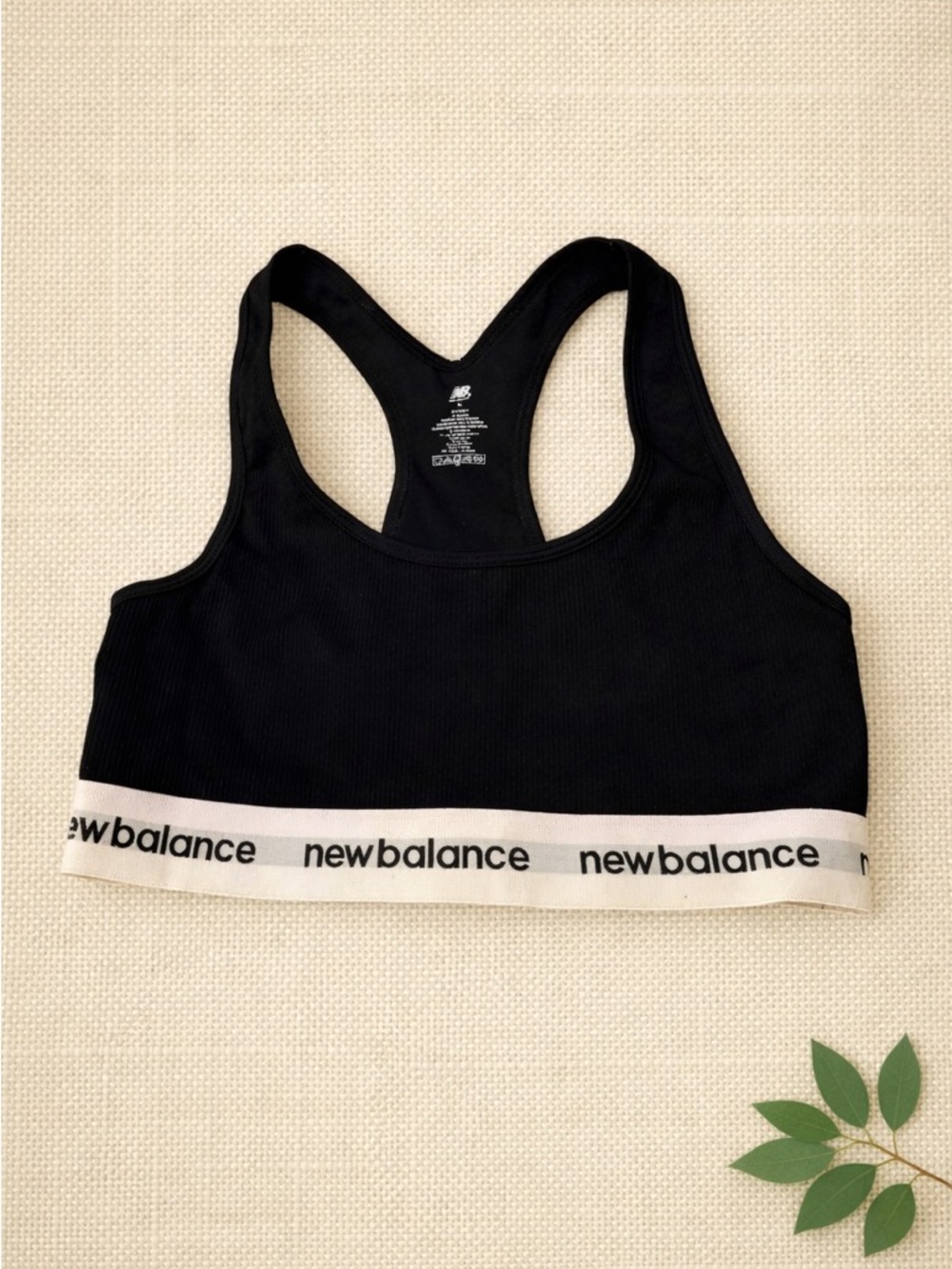 🏃♀️ New Balance Ribbed Sports Bra – Size L